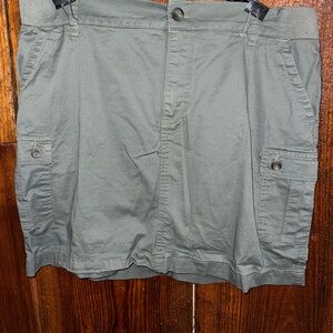 Lee Women's Gray Cargo Skort